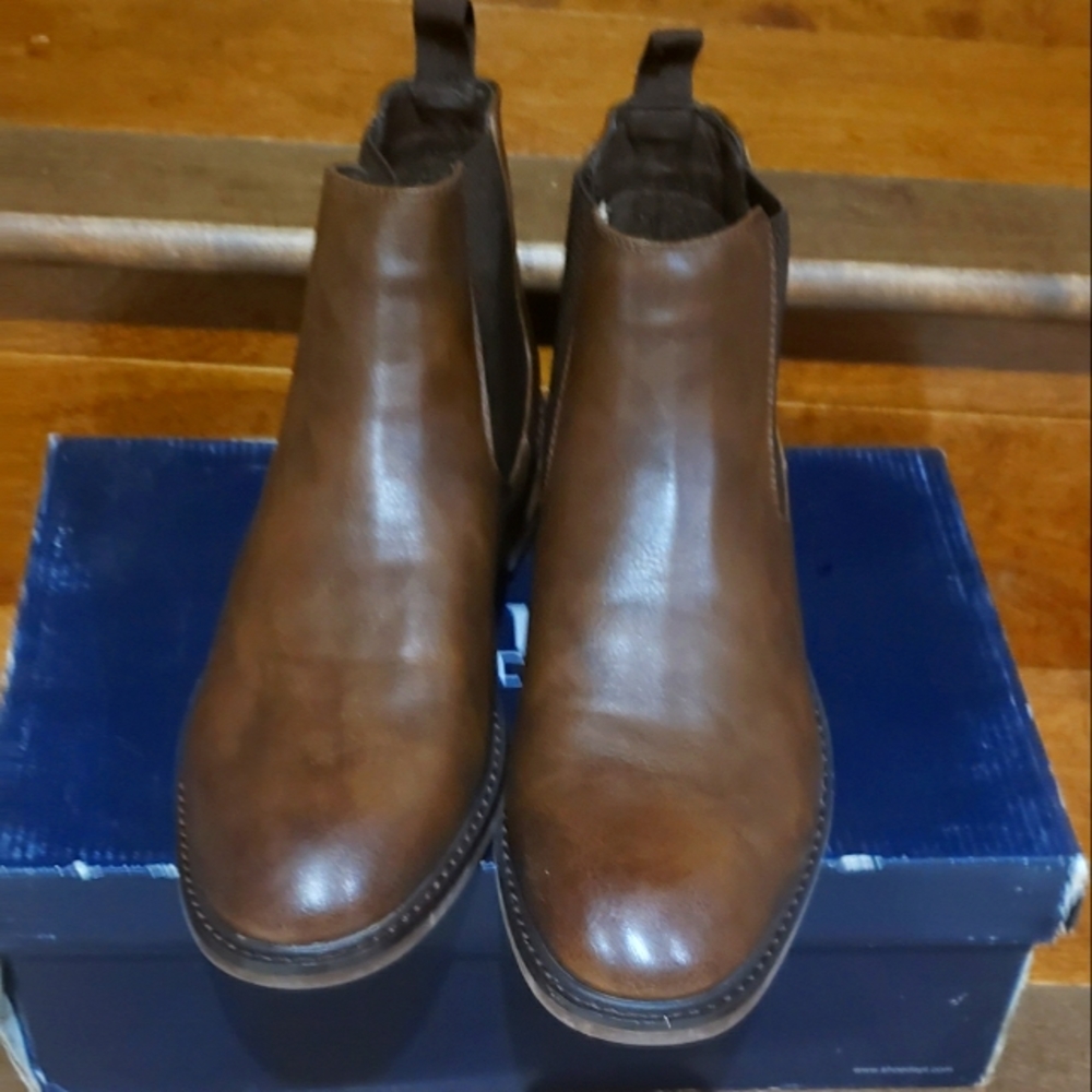 Men's shoes